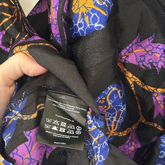 NWT BAUM UND PFERDGARTEN Aradin Dress in Black Ginkgo Floral Black Loose Size 36 - Picture 8 of 14